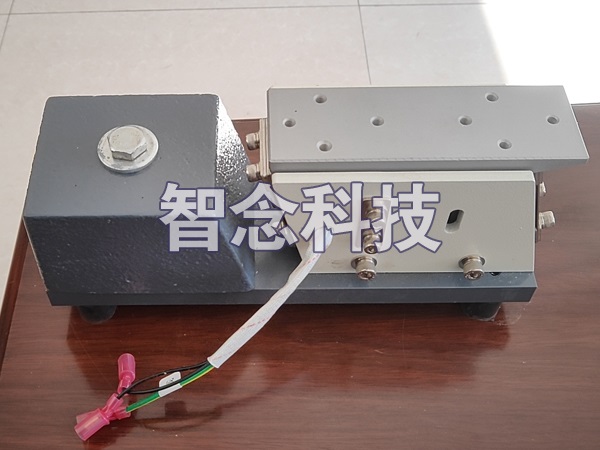 直线送料系统